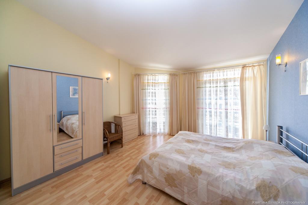Apartamenti Alto & Ko Apartman Jūrkalne Szoba fotó
