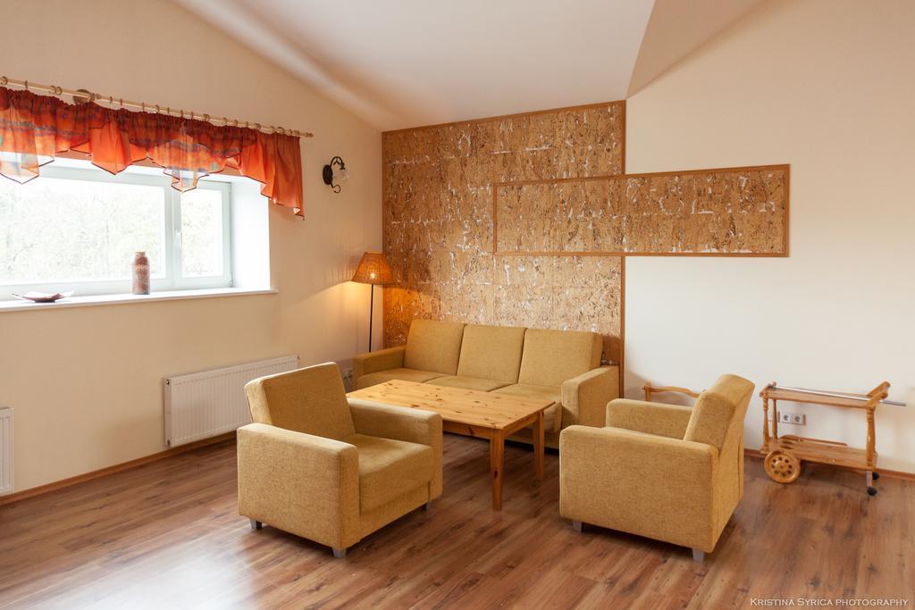 Apartamenti Alto & Ko Apartman Jūrkalne Szoba fotó