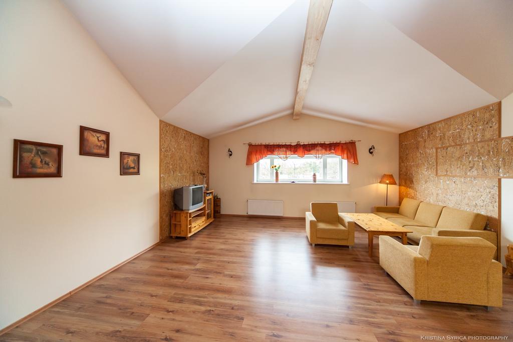 Apartamenti Alto & Ko Apartman Jūrkalne Szoba fotó